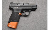 Smith & Wesson ~ M&P Shield 2.0 ~ 9mm - 1 of 2