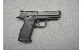 Smith & Wesson ~ M&P 40 ~ .40 S&W - 1 of 2