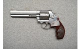 Smith & Wesson ~ 686-6 Plus ~ .357 Magnum - 2 of 2