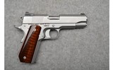 Dan Wesson ~ Valor ~ .45 Auto - 1 of 2