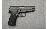 Sig Sauer ~ P226 ~ 9mm Luger