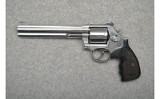 Smith&Wesson ~ 686-6 ~ .357 Magnum - 2 of 2