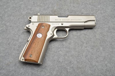 Colt ~ Combat Commander ~ 9mm