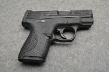 Smith & Wesson ~ M&P 40 Shield ~ .40 S&W