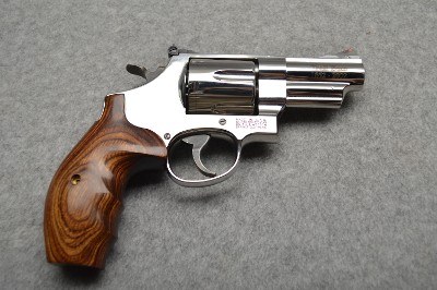 Smith & Wesson ~ 629-6 ~ .44 Magnum