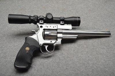 Smith & Wesson ~ 629-1 ~ .44 Magnum