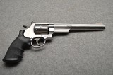 Smith & Wesson ~ 629-5 ~ .44 Magnum - 1 of 2