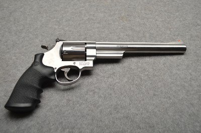 Smith & Wesson ~ 629-5 ~ .44 Magnum