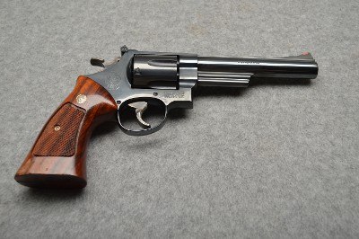 Smith & Wesson ~ 29-3 ~ .44 Magnum