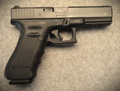 Glock ~ 17 Gen 4 ~ 9mm Luger - Image 1 of 2