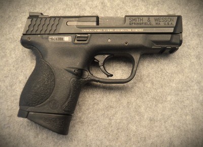 Smith & Wesson ~ M&P 40C ~ .40 S&W - Image 1 of 2