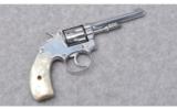 Smith & Wesson Lady Smith ~ .22 - 1 of 2