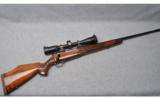 Weatherby Mark V ~ .300 Weatherby Magnum - 1 of 9