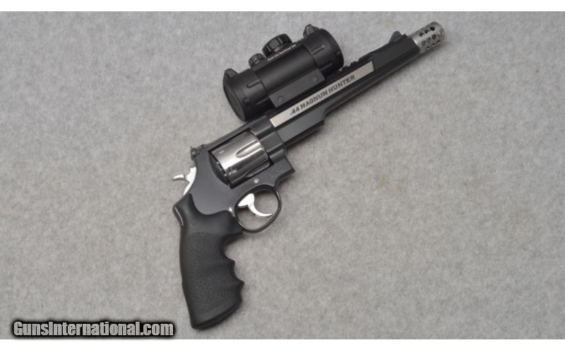 Smith & Wesson 629-7 Performance Center ~ .44 Mag