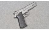 Smith & Wesson ~ 4506-1 ~ .45 ACP - 1 of 2