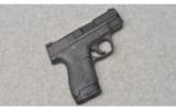 Smith & Wesson ~ M&P40 Shield ~ .40 S&W - 1 of 2