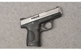 Smith & Wesson ~ Model M&P 40c ~ Semi Auto Pistol ~ .40 S&W - 1 of 7