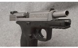 Smith & Wesson ~ Model M&P 40 ~ Semi Auto Pistol ~ 40 S&W - 4 of 7