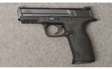 Smith & Wesson ~ Model M&P 40 ~ Semi Auto Pistol ~ .40 S&W - 2 of 7