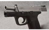 Smith & Wesson ~ Model M&P 40c ~ Semi Auto Pistol ~ .40 S&W - 3 of 7