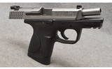 Smith & Wesson ~ Model M&P 40c ~ Semi Auto Pistol ~ .40 S&W - 4 of 7