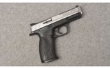Smith & Wesson ~ Model M&P 40 ~ Semi Auto Pistol ~ .40 S&W - 1 of 7