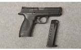 Smith & Wesson ~ Model M&P 40 ~ Semi Auto Pistol ~ .40 S&W - 7 of 7