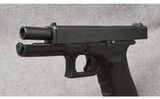 Glock ~ Model 22 Gen4 ~ Semi Auto Pistol ~ .40 S&W - 3 of 7