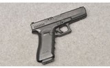 Glock ~ Model 22 ~ Semi Auto Pistol ~ .40 S&W - 1 of 7