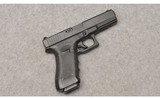 Glock ~ Model 22 ~ Semi Auto Pistol ~ .40 S&W - 1 of 7