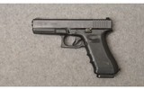 Glock ~ Model 22 ~ Semi Auto Pistol ~ .40 S&W - 2 of 7