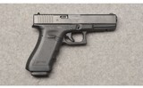Glock ~ Model 22 ~ Semi Auto Pistol ~ .40 S&W - 1 of 7