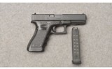 Glock ~ Model 22 ~ Semi Auto Pistol ~ .40 S&W - 7 of 7