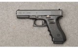Glock ~ Model 22 ~ Semi Auto Pistol ~ .40 S&W - 2 of 7
