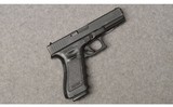 Glock ~ Model 22 ~ Semi Auto Pistol ~ .40 S&W - 1 of 7