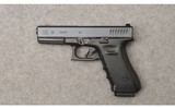 Glock ~ Model 22 ~ Semi Auto Pistol ~ .40 S&W - 2 of 7