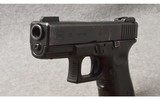 Glock ~ Model 23 ~ Semi Auto Pistol ~ .40 S&W - 5 of 7