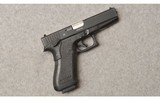 Glock ~ Model 22 ~ Semi Auto Pistol ~ .40 S&W - 1 of 7