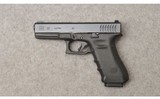 Glock ~ Model 22 ~ Semi Auto Pistol ~ .40 S&W - 2 of 7