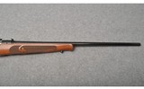 Winchester ~ Model 70 Featherweight ~ .30-06 Springfield - 2 of 10
