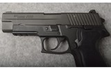 SIG Sauer ~ P226 ~ 9MM Luger - 5 of 6