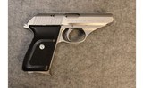 Sig Sauer ~ P230 SL ~ 9mm Kurz