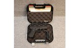 Glock ~ 17 ~ 9mm Luger - 3 of 3