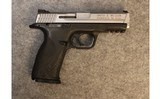 Smith & Wesson ~ M&P 40 ~ .40 S&W - 1 of 2