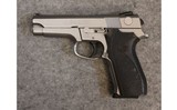 Smith & Wesson ~ 5946 ~ 9mm Luger - 2 of 2