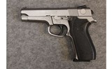 Smith & Wesson ~ 5946 ~ 9mm Luger - 2 of 2