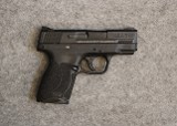 Smith & Wesson ~ M&P 45 Shield ~ .45 Auto