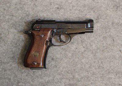 Beretta ~ 84BB ~ 9mm Short