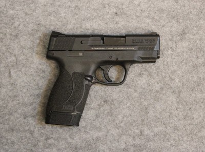 Smith & Wesson ~ M&P 45 Shield ~ .45 Auto