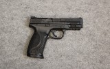 Smith & Wesson ~ M&P 9 ~ 9mm Luger - 1 of 3